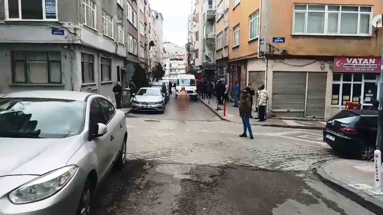 Samsun'da Çıplak Şahıs Gözaltına Alındı