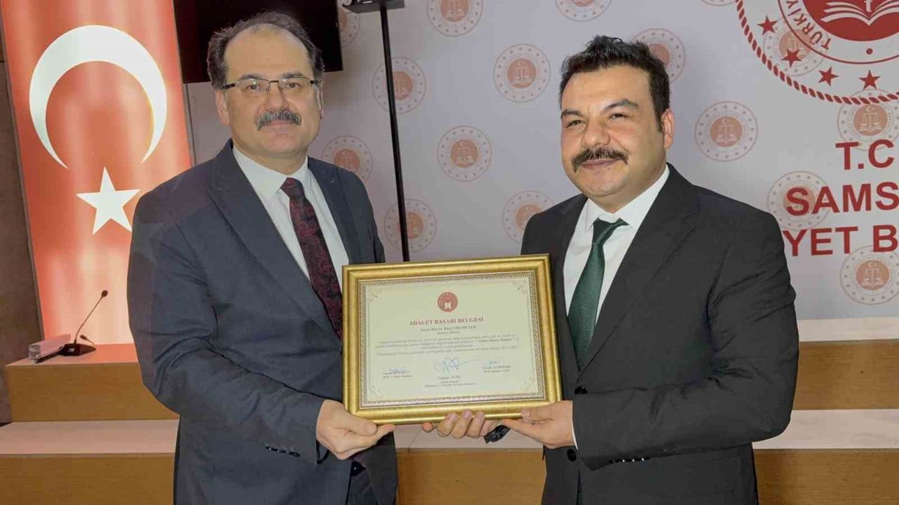 Samsun'da Hâkimlere Adalet Başarı Belgesi Verildi