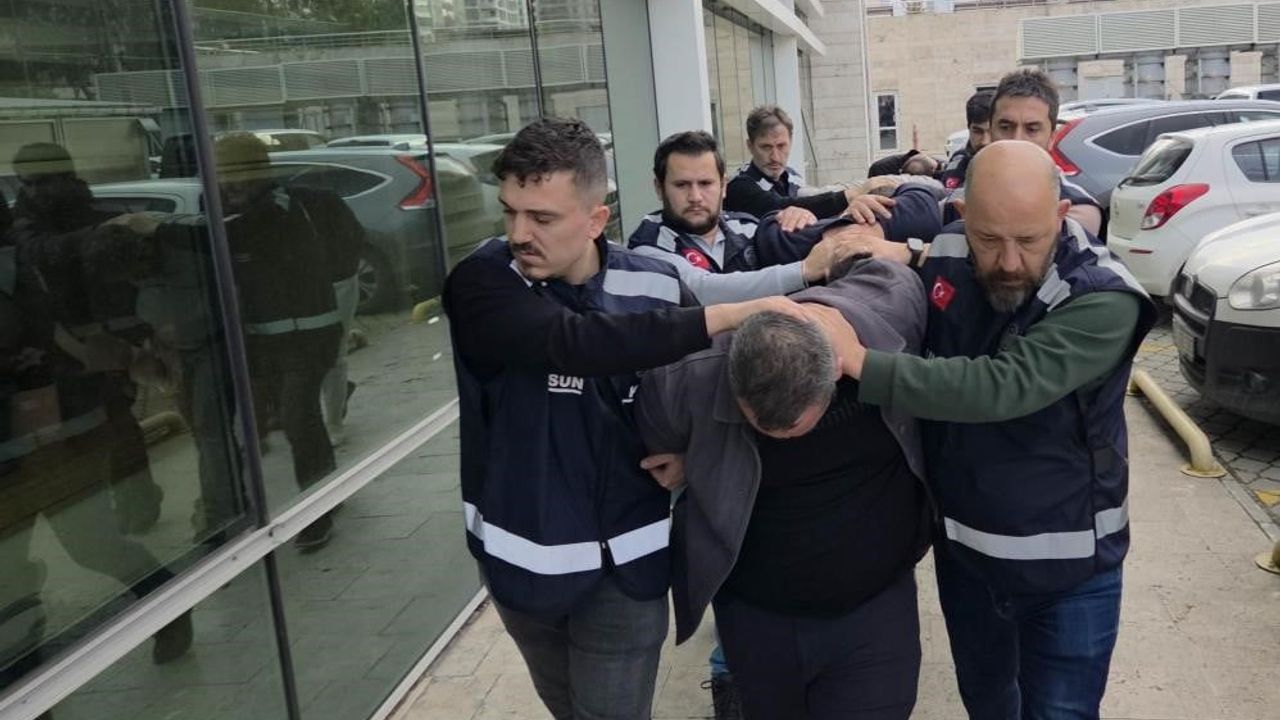 Samsun'da Silahlı Tehdit ve Yağma Operasyonu: 4 Kişi Tutuklandı