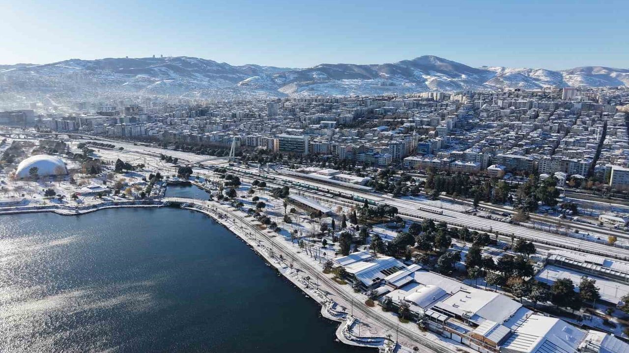 Samsun'daki Kar Manzaraları Dron ile Görüntülendi