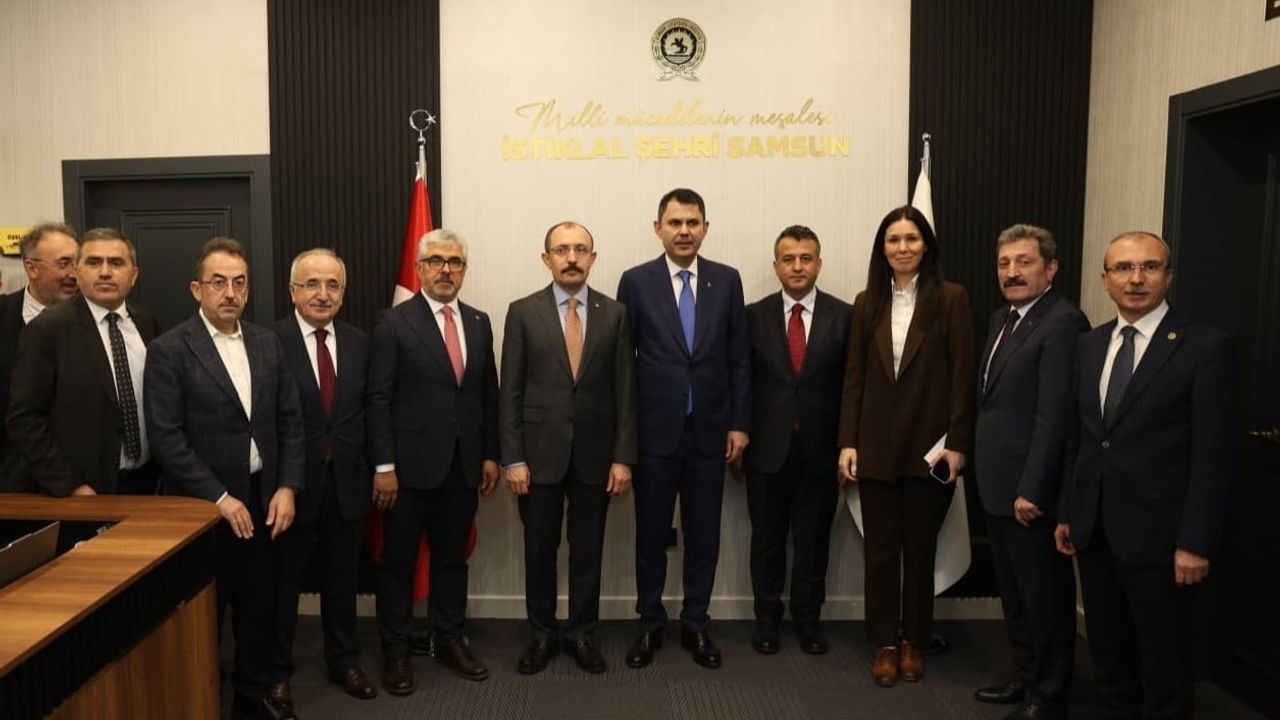 Samsun Projeleri Bakan Kurum'a Tanıtıldı