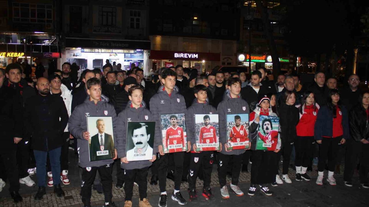 Samsunspor, Acı Kazanın Yıl Dönümünde Anma Yürüyüşü Düzenledi