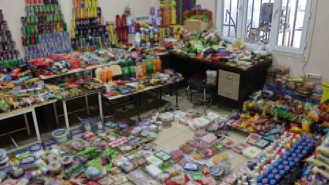 Şanlıurfa'da 1,5 Milyon TL Değerinde Tarihi Geçmiş Ürünler Ele Geçirildi