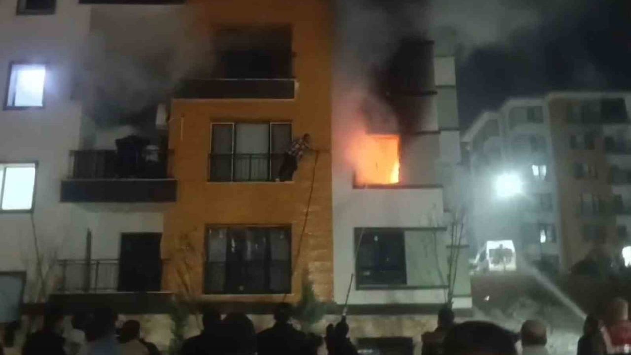 Şanlıurfa'da Yangın Paniği ve İtfaiye Müdahalesi