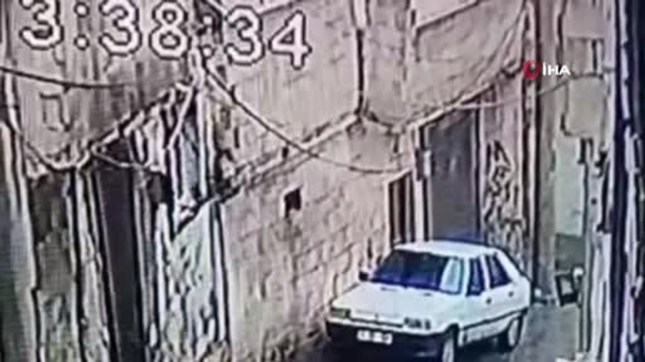 Şanlıurfa'daki İstinat Duvarı Devrildi, Facianın Eşiğinden Dönüldü