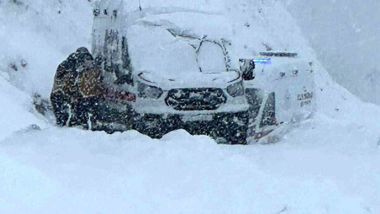Sason'da Olumsuz Hava Koşulları Nedeniyle Eğitime Ara Verildi