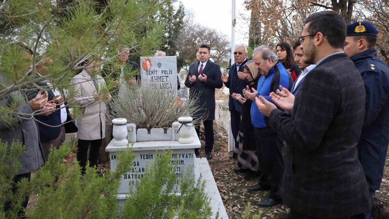 Şehit Polis Ahmet Işlakça Yıl Dönümünde Anıldı