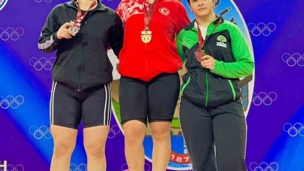 Şehitkamil Belediyesi Sporcuları Türkiye Üçüncüsü Oldu