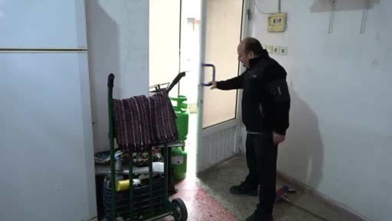 Serdar Hekim'in Unutulmaz Dostluğu: Yaralı Karga ile Birlikte Çalışmak