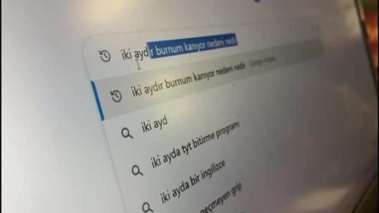 Siberkondri: İnternette Hastalık Araştırmalarına Dikkat