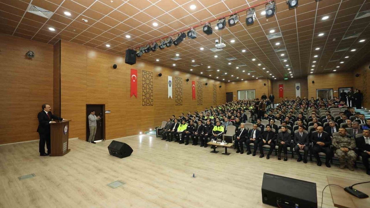 Siirt Valisi Kızılkaya'nın Emniyet Teşkilatına Vurgu