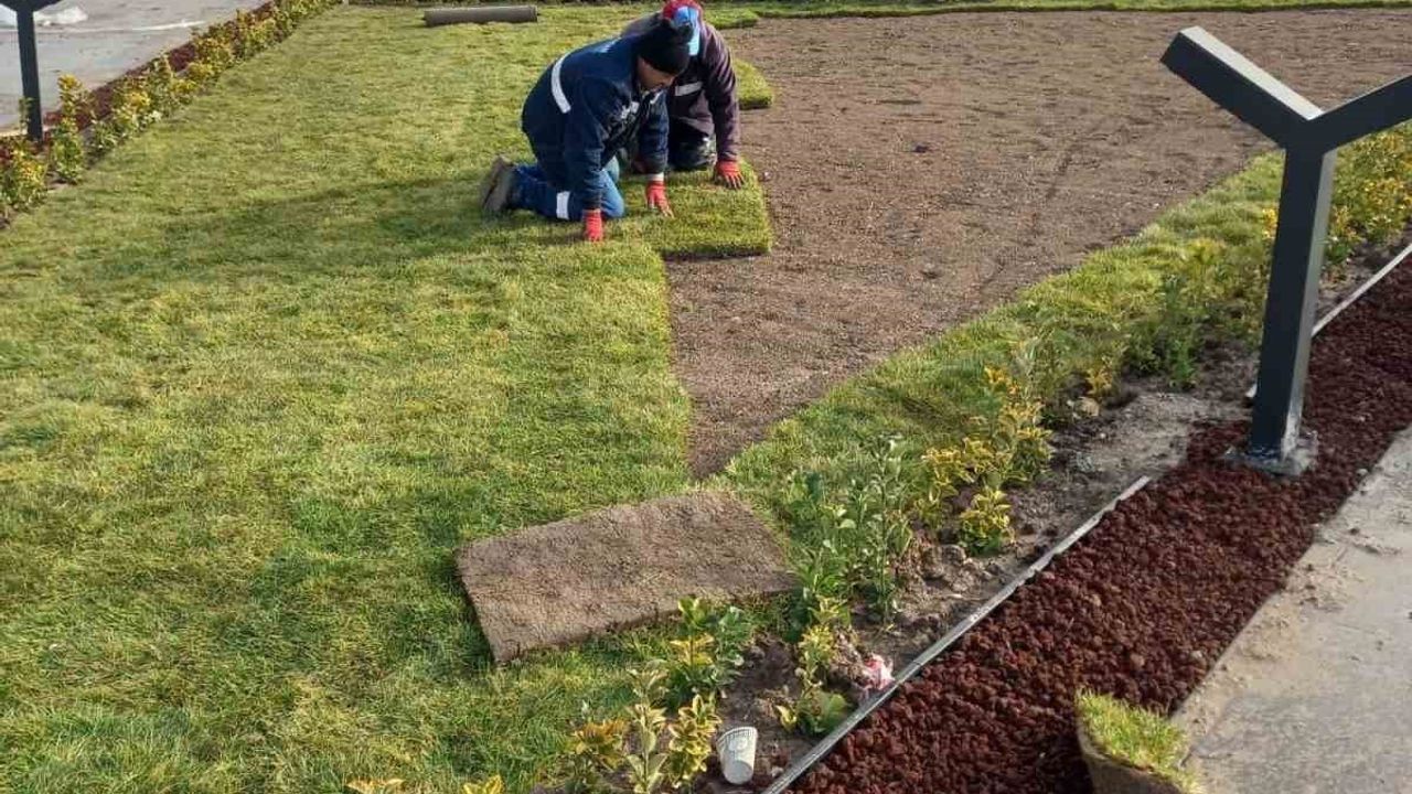 Sincan'da Peyzaj Çalışmaları Aralıksız Devam Ediyor