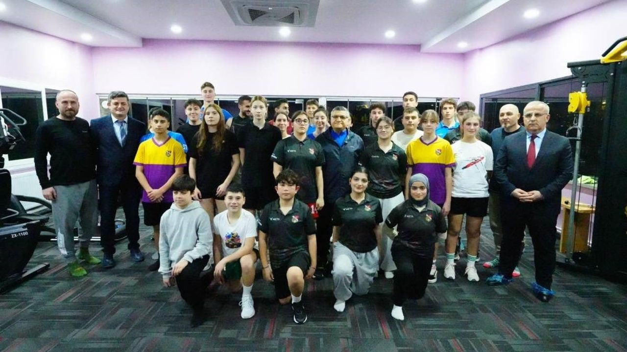 Sinop'ta Yenilenen Yelken Tesisi Hizmete Açıldı