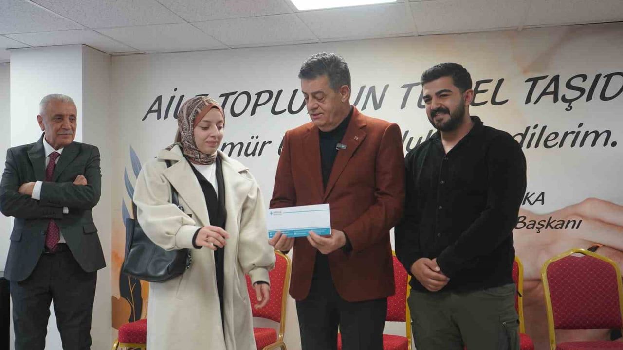 Şırnak Belediyesi'nden Yeni Evlilere 60 Bin Lira Destek Programı