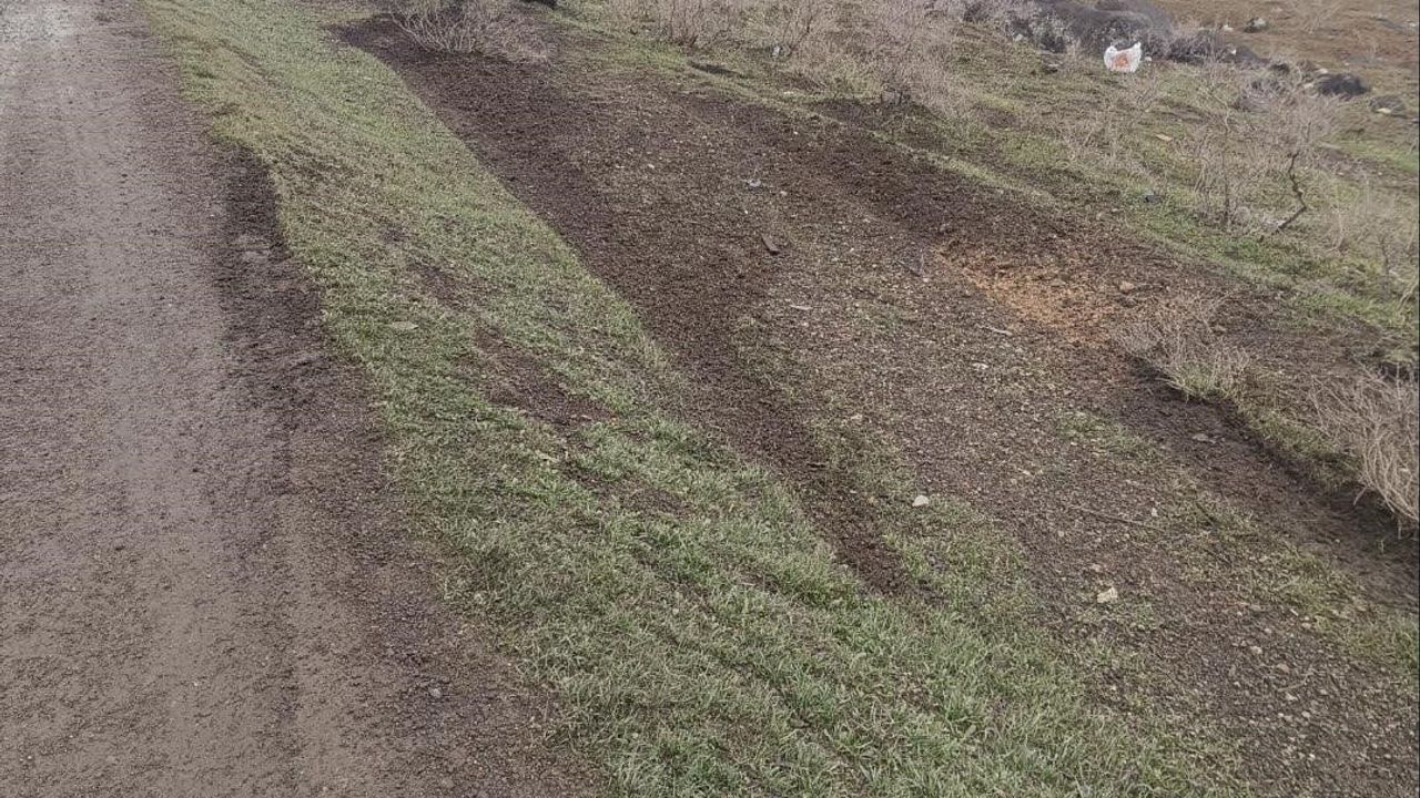 Şırnak'ta Iraklı Turistleri Taşıyan Araç Devrildi