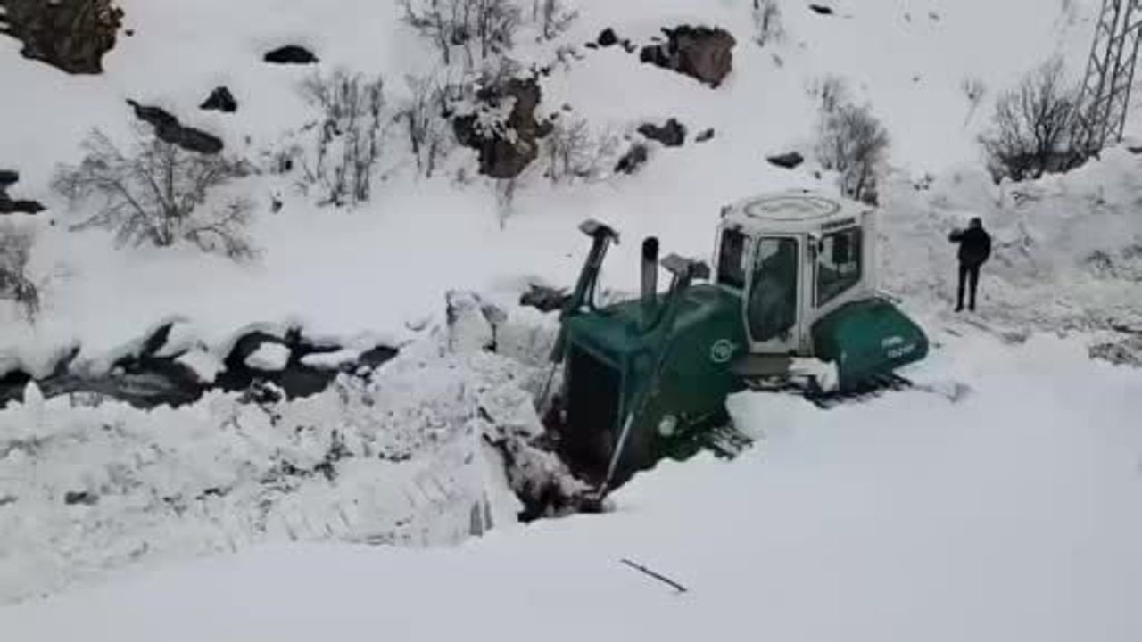 Şırnak’ta Karla Mücadele: DSİ Ekipleri İle İşbirliği