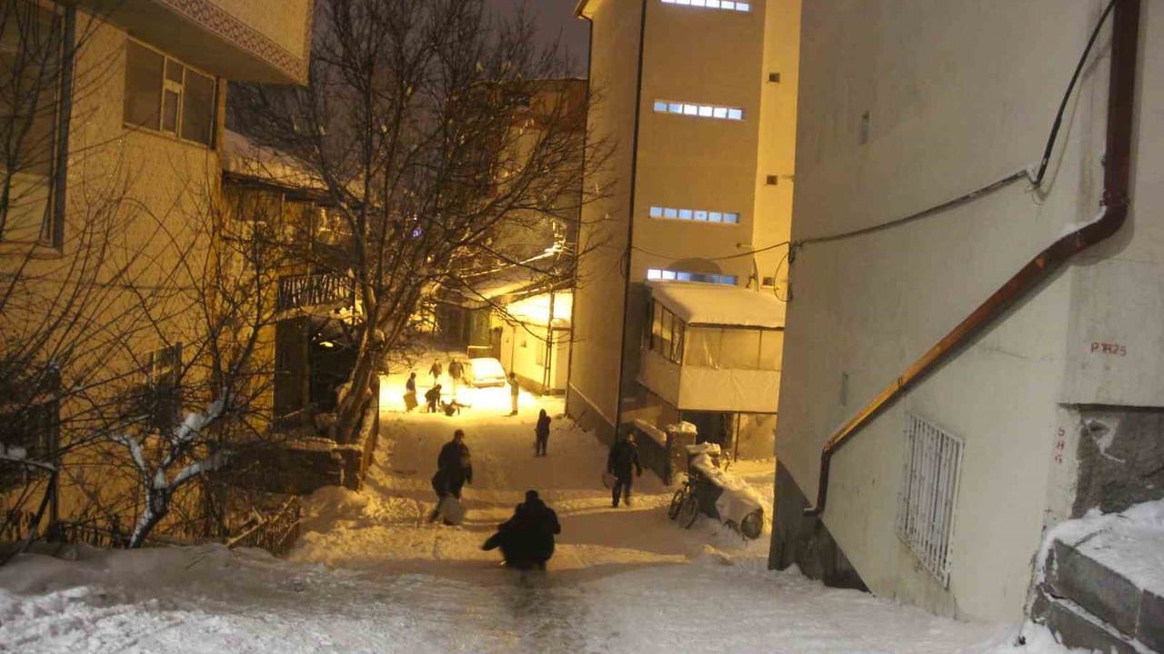 Sivas'ta Kar Eğlencesi