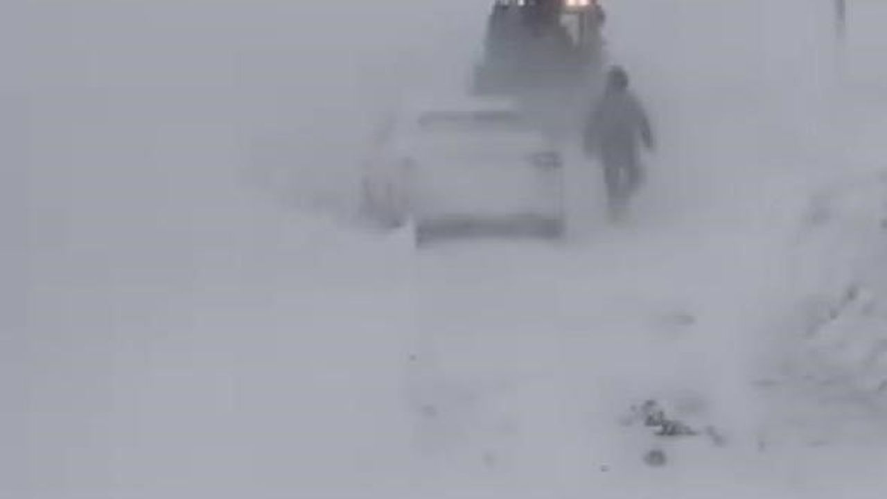 Sivas'ta Kar nedeniyle Ulaşımda Aksamalar