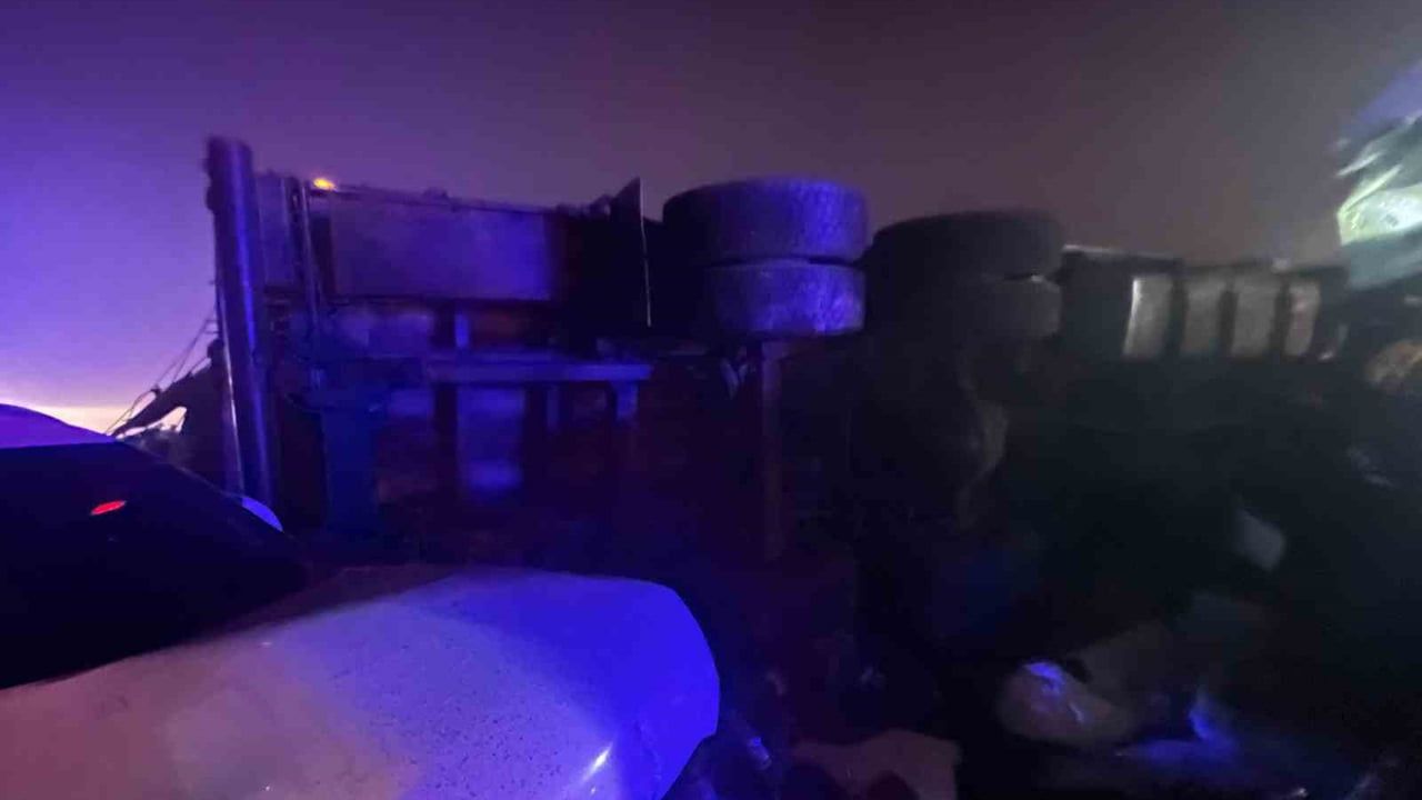 Sivas'ta Zincirleme Trafik Kazası: 8 Yaralı