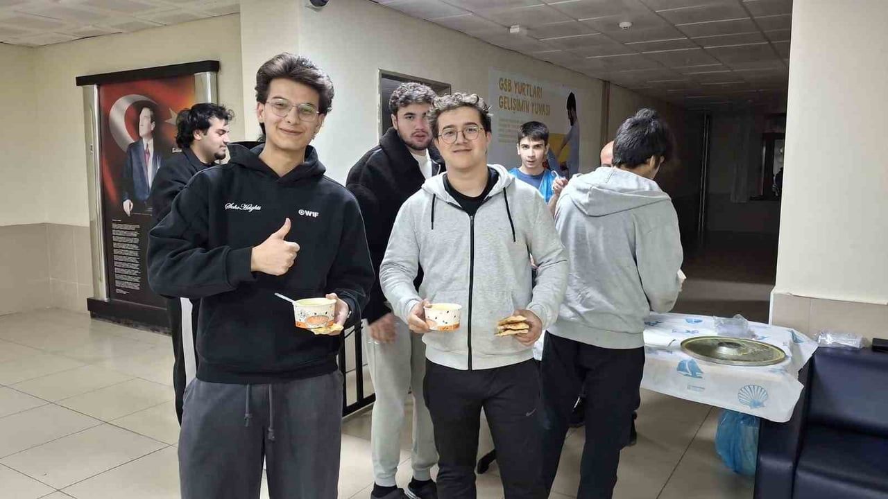 Sivrihisar'dan KYK Öğrencilerine Moral Desteği