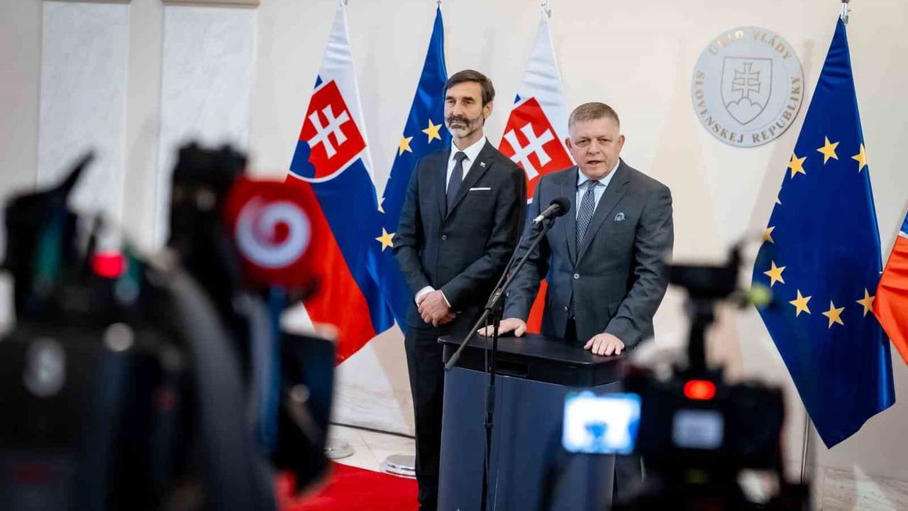 Slovakya Başbakanı Fico'dan AB'nin Rus Gazı Yasağına Tepki