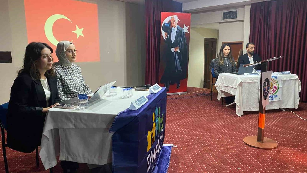 Söke’de Çocuk Gelişimi ve Aile Rehberliği Semineri Düzenlendi