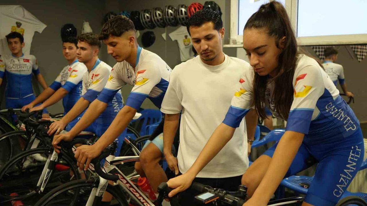 Süleyman Yıldız'ın Bisiklet Yolculuğu: Tamircilikten Antrenörlüğe