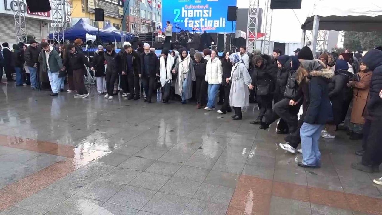 Sultanbeyli'de Coşku Dolu 2. Hamsi Festivali