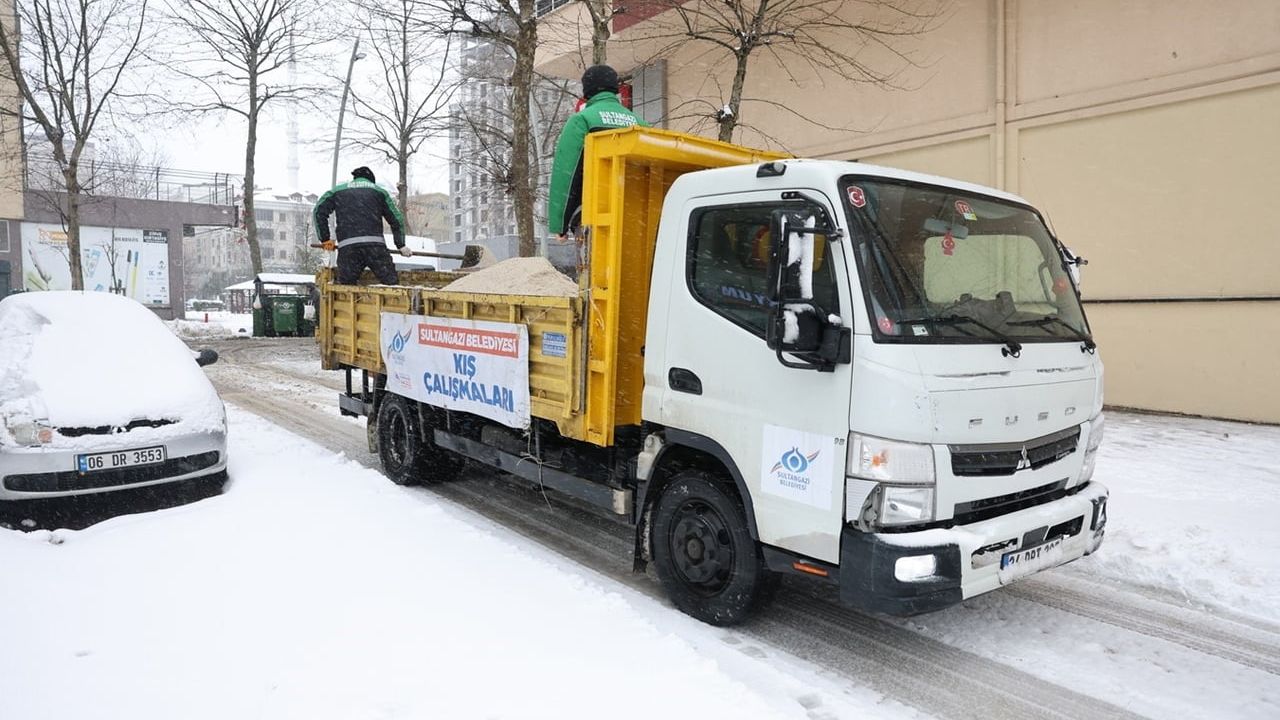 Sultangazi Belediyesi Kış Koşullarında Teyakkuzda