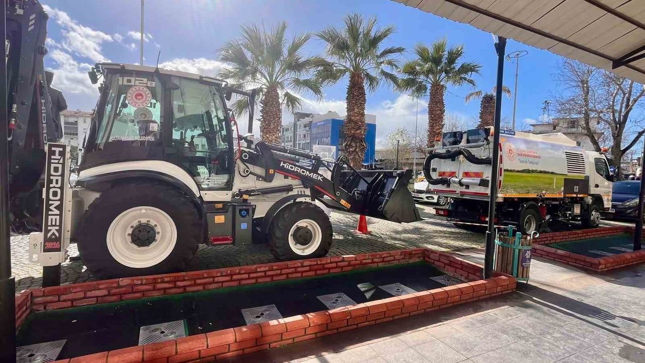 Sultanhisar Belediyesi Yeni Araçlarla Güçlendi