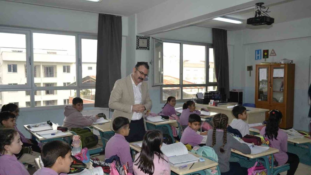 Sultanhisar Kaymakamı Öğrencilerle Bir Araya Geldi