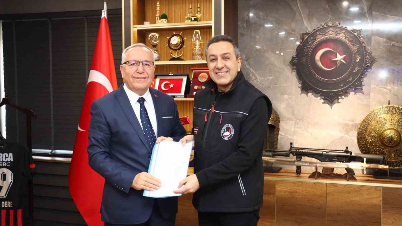 Sungurlu Belediyesi ile Belediye-İş Sendikası Arasında Yeni Toplu İş Sözleşmesi İmzalandı