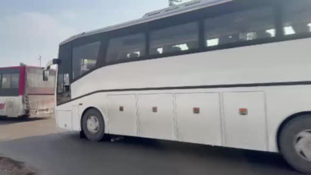 Suriye’de SDG'li Teröristlerin Teslimi İçin 20 Otobüs Görevde