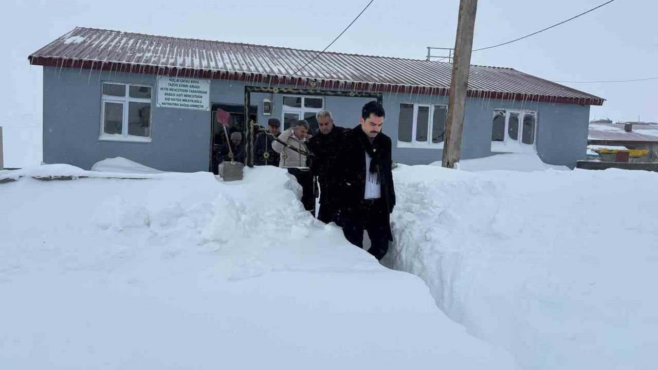 Susuz Kaymakamı Tutal, Köylere Ziyaret Gerçekleştirdi
