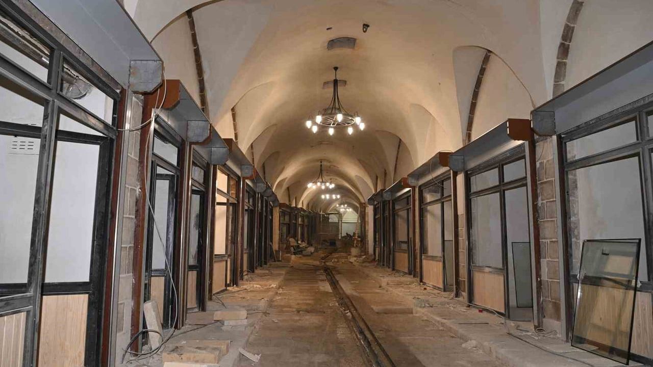 Tarihi Kapalı Çarşı'da Restorasyon Çalışmaları Sona Yaklaştı
