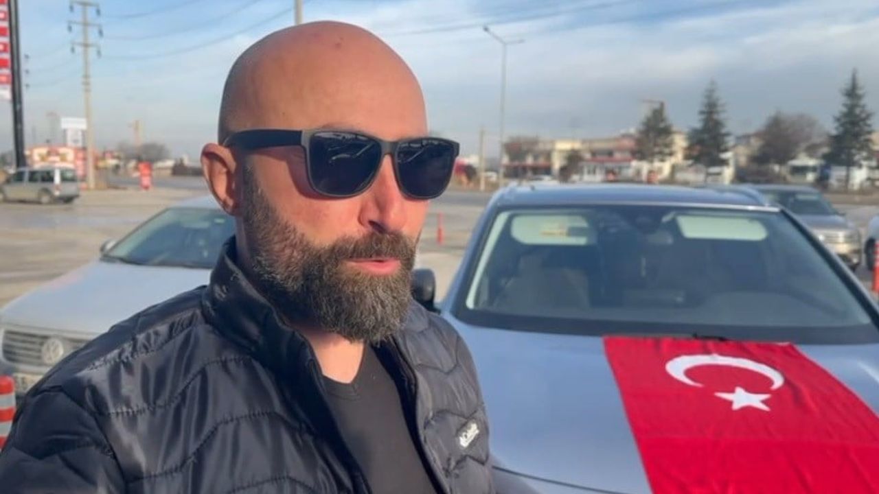 Tavşanlılı Üç Esnaf, Motosiklet Yerine Karayolu İle Umre'ye Gidiyor