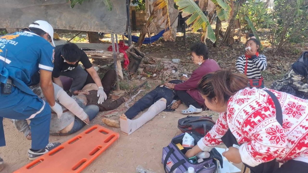 Tayland'da Trenin Üzerine Vinç Düştü: 22 Kişi Hayatını Kaybetti