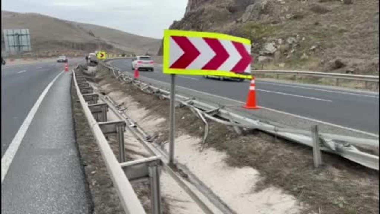 Teker Patlayan Vinç Trafik Kazası