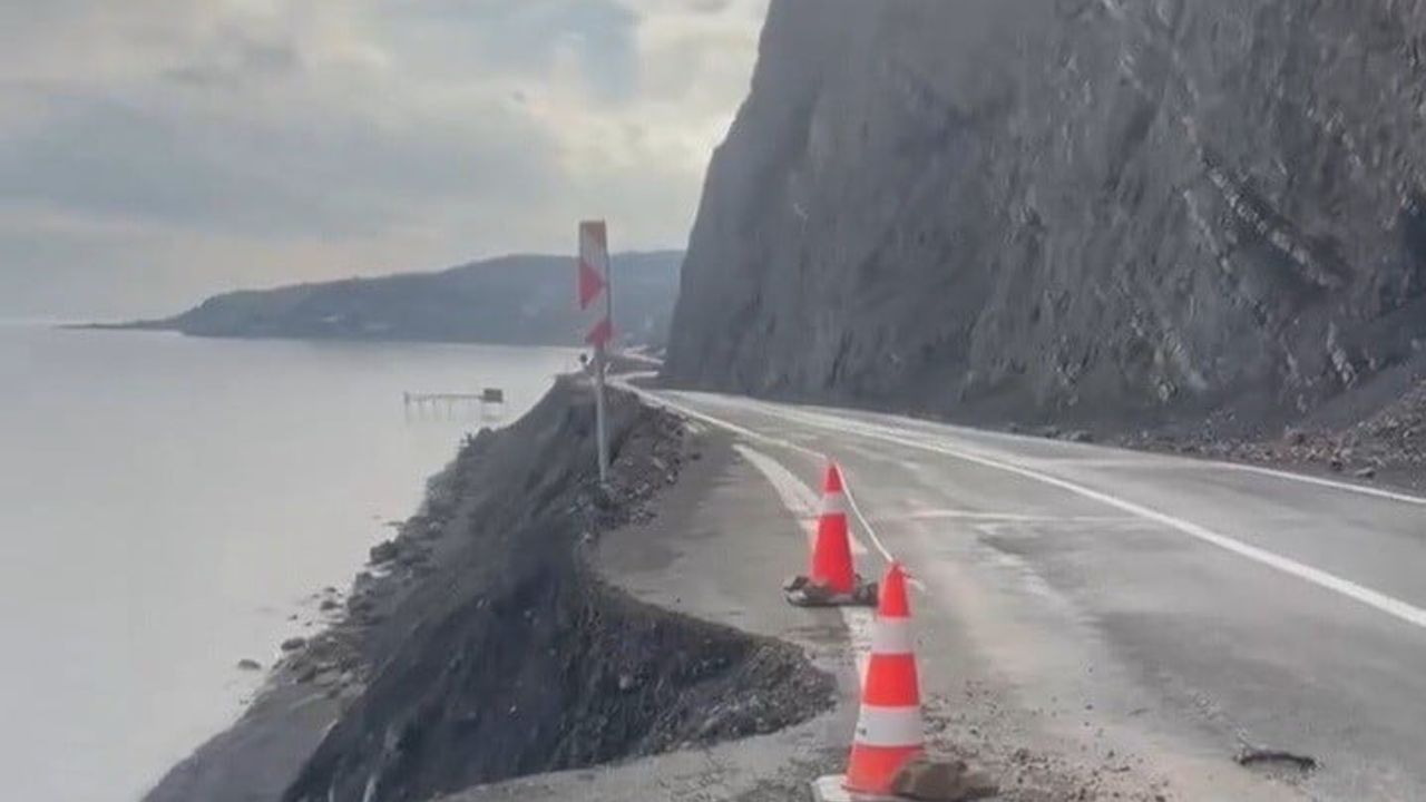 Tekirdağ'da Heyelan: Ulaşım Durdu