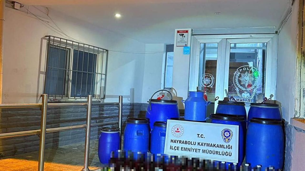 Tekirdağ'da Operasyon: 665 Litre Kaçak İçki Ele Geçirildi
