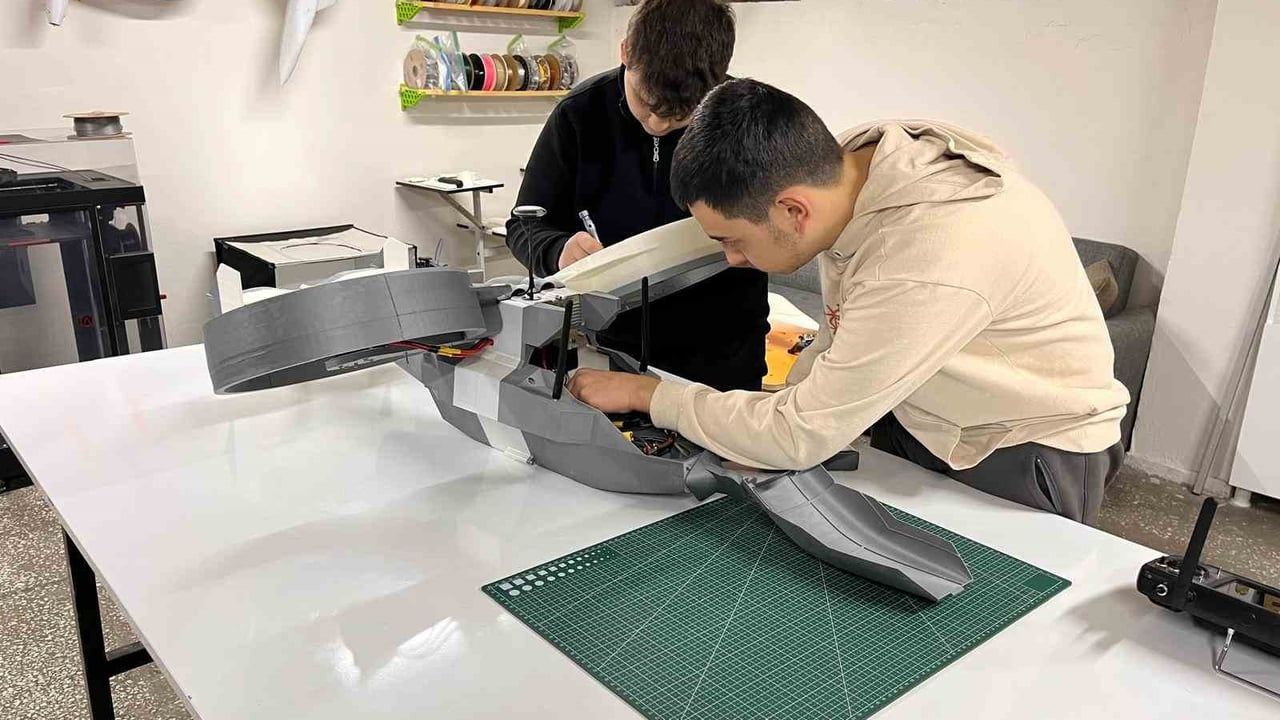 Teknolojinin Geleceği: Elbistan'daki Meslek Lisesinde AR-GE Hamlesi