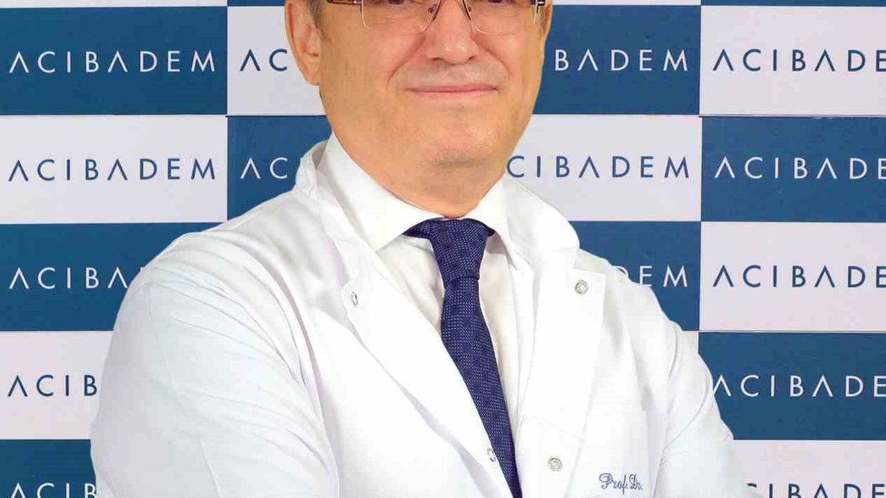 Tenisçi Dirseği: Sessiz Ağrının Nedenleri ve Tedavi Yöntemleri