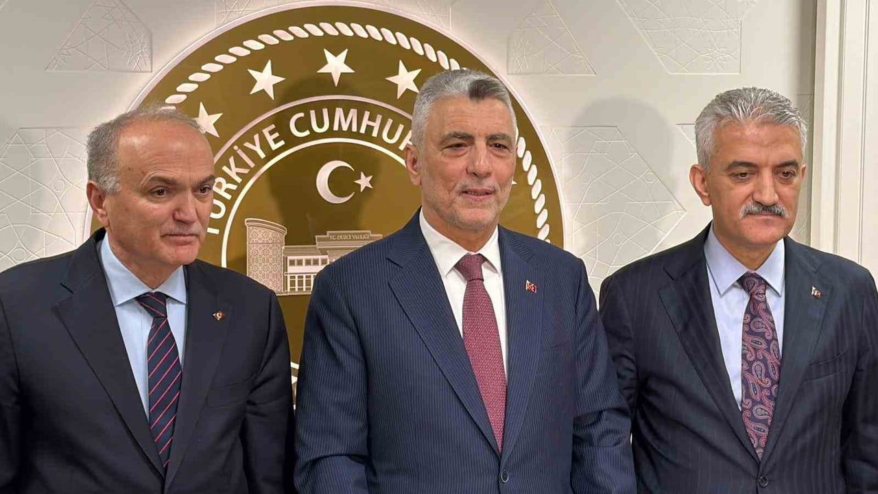 Ticaret Bakanı Ömer Bolat Düzce'de Esnaflarla Buluştu