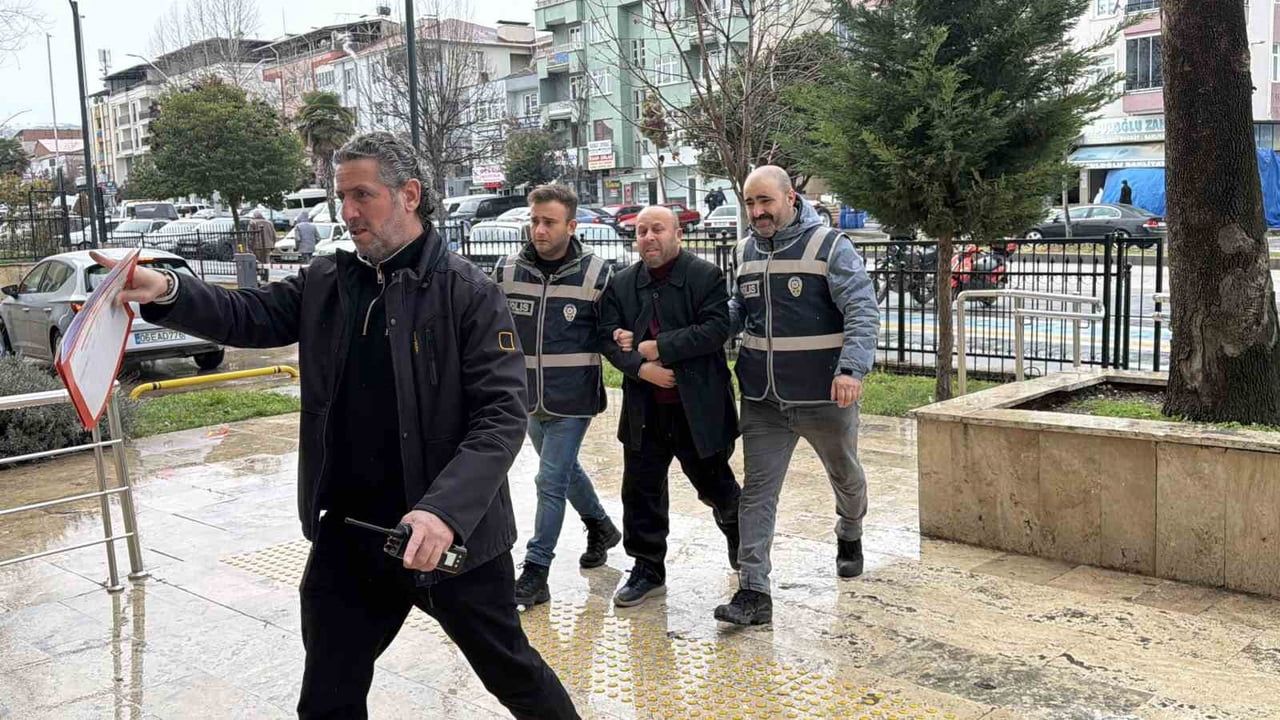 Tokat’ta Kaçak Göçmen Taşıyan Sürücü Tutuklandı