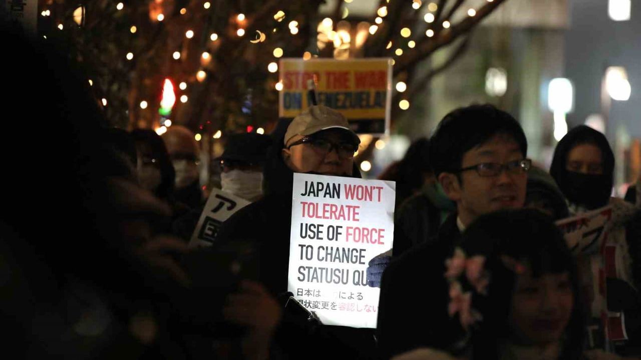 Tokyo’da ABD’nin Venezuela Müdahalesine Protesto