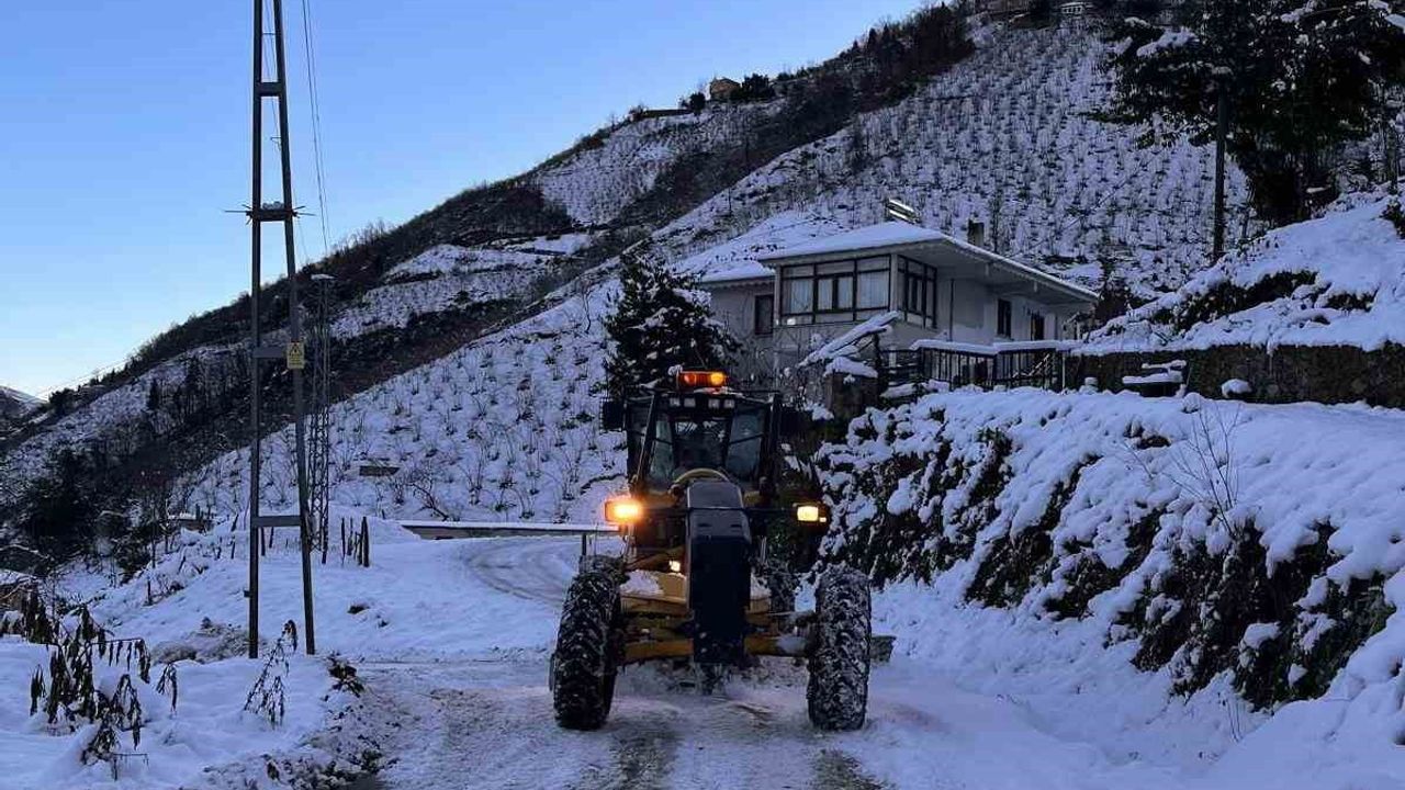 Trabzon'da Karla Mücadele Başarıyla Devam Ediyor