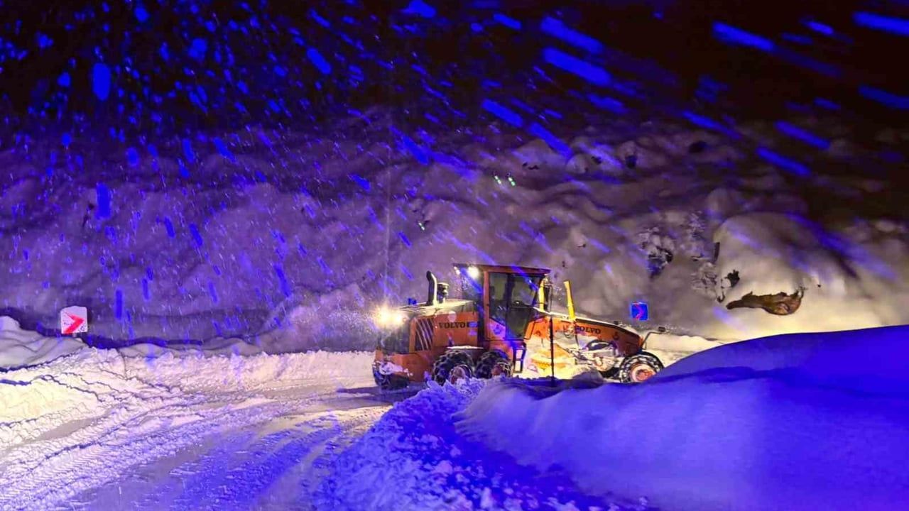 Tunceli’de Karla Mücadele Devam Ediyor