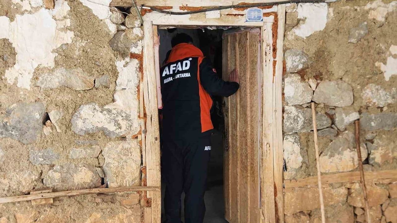 Tunceli'de Kış Yardımları Devam Ediyor