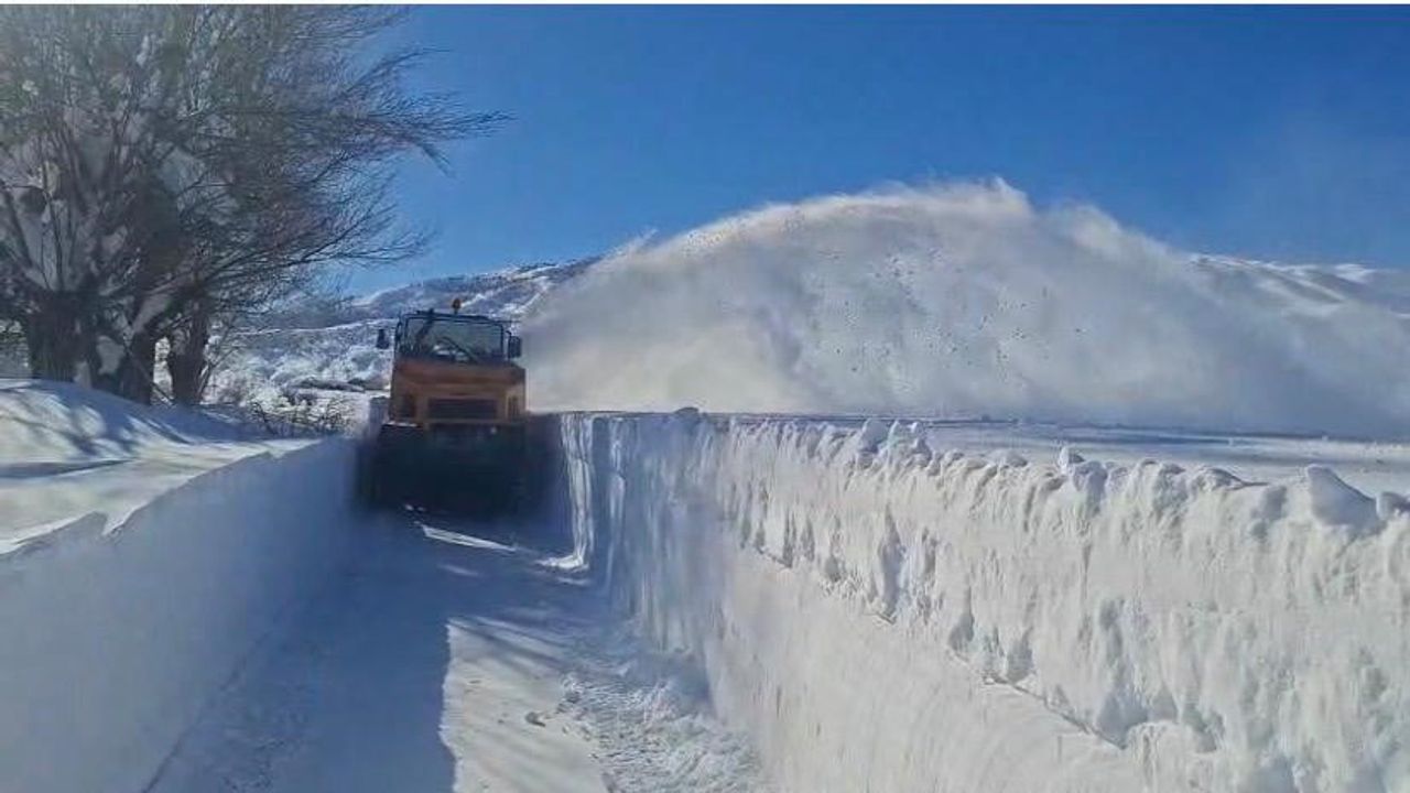 Tunceli’de Köy Yolları Açılıyor