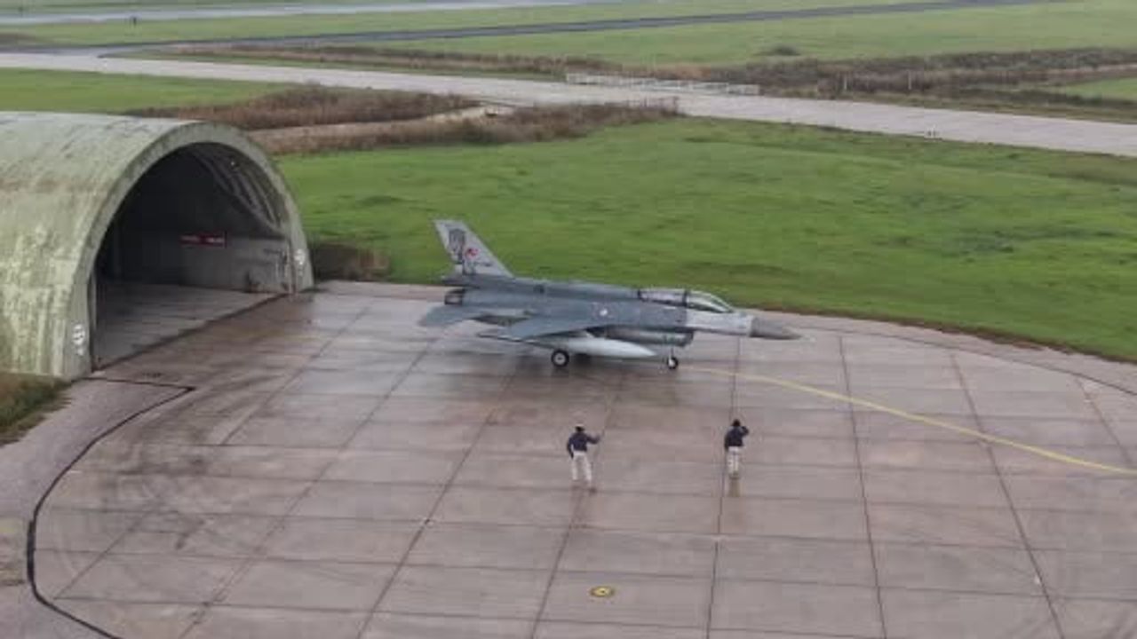 Türk Hava Kuvvetleri Yılın İlk Günü Görevde